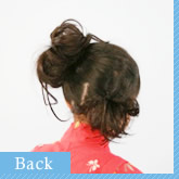 ふんわりふたつ結びヘアback